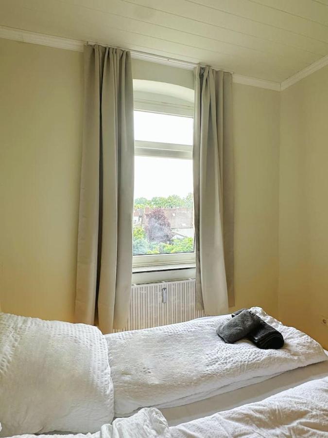 2 Schlafzimmer Waschenspuelmaschine ドゥイスブルグ エクステリア 写真