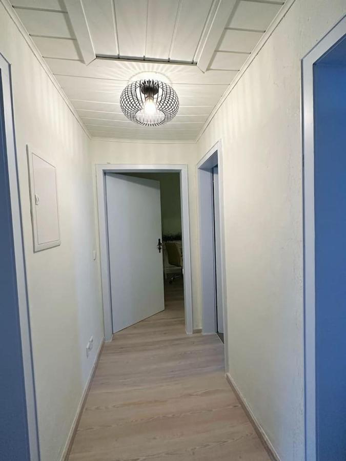 2 Schlafzimmer Waschenspuelmaschine ドゥイスブルグ エクステリア 写真
