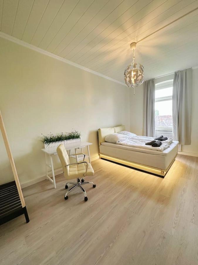 2 Schlafzimmer Waschenspuelmaschine ドゥイスブルグ エクステリア 写真
